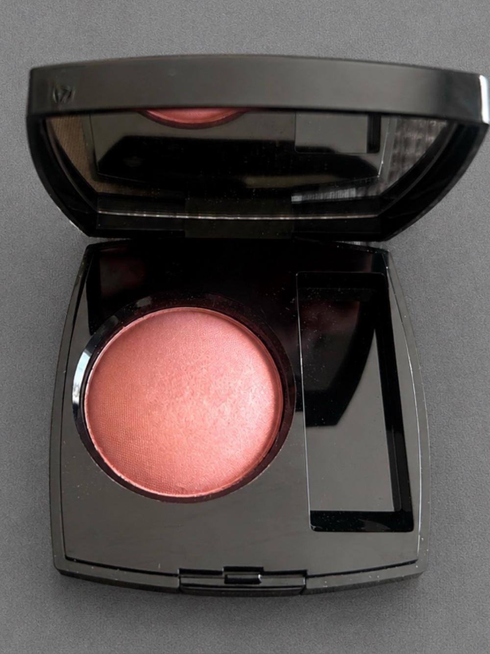 Chanel Rose Bronze Blush No Brush